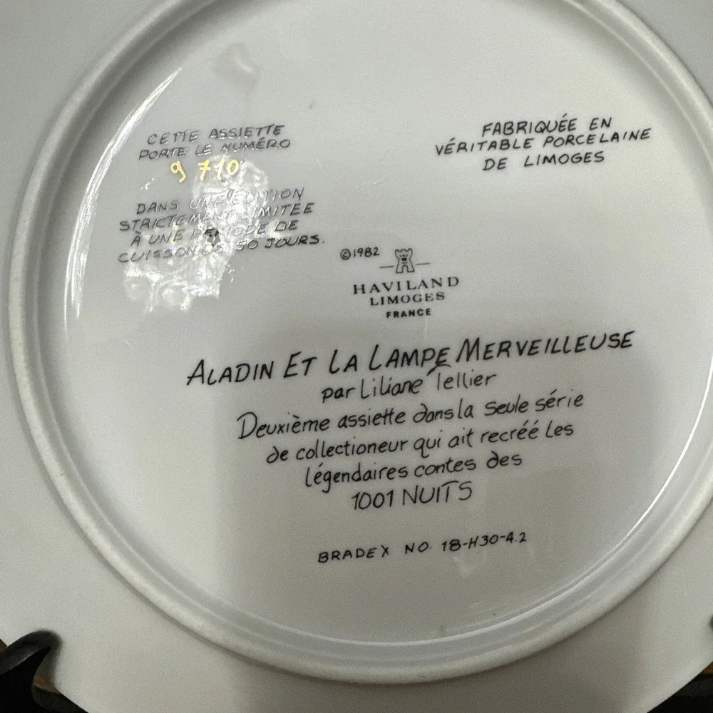 Haviland Bradex Aladin and the Wonderful Lamp Plate - VTG Limoges France 1982